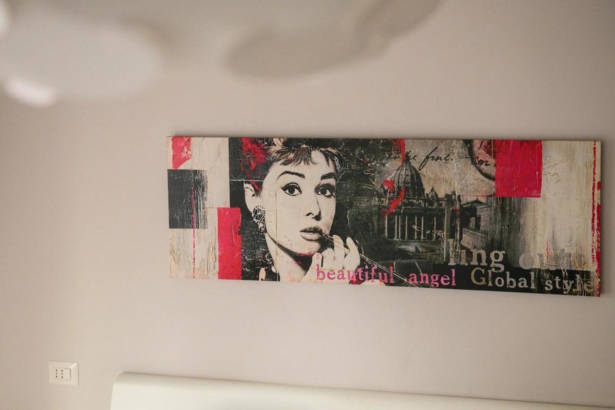 Apartment Banksy Inspired - Colli Albani *