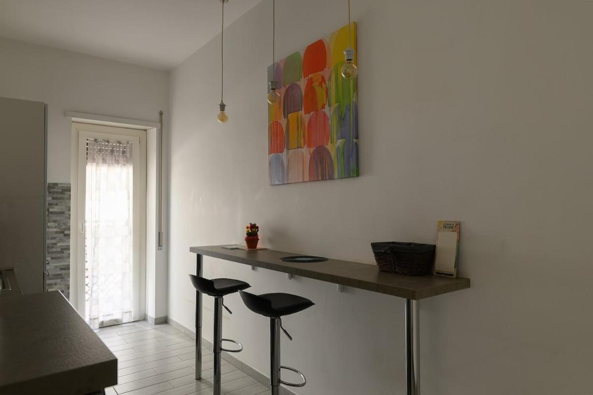 Banksy Inspired - Colli Albani Apartment Rom